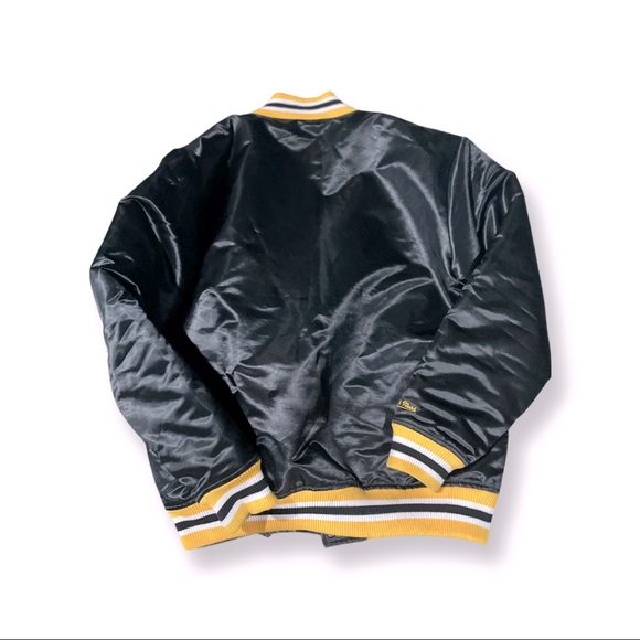 Mitchell & Ness - Picture 2 of 5